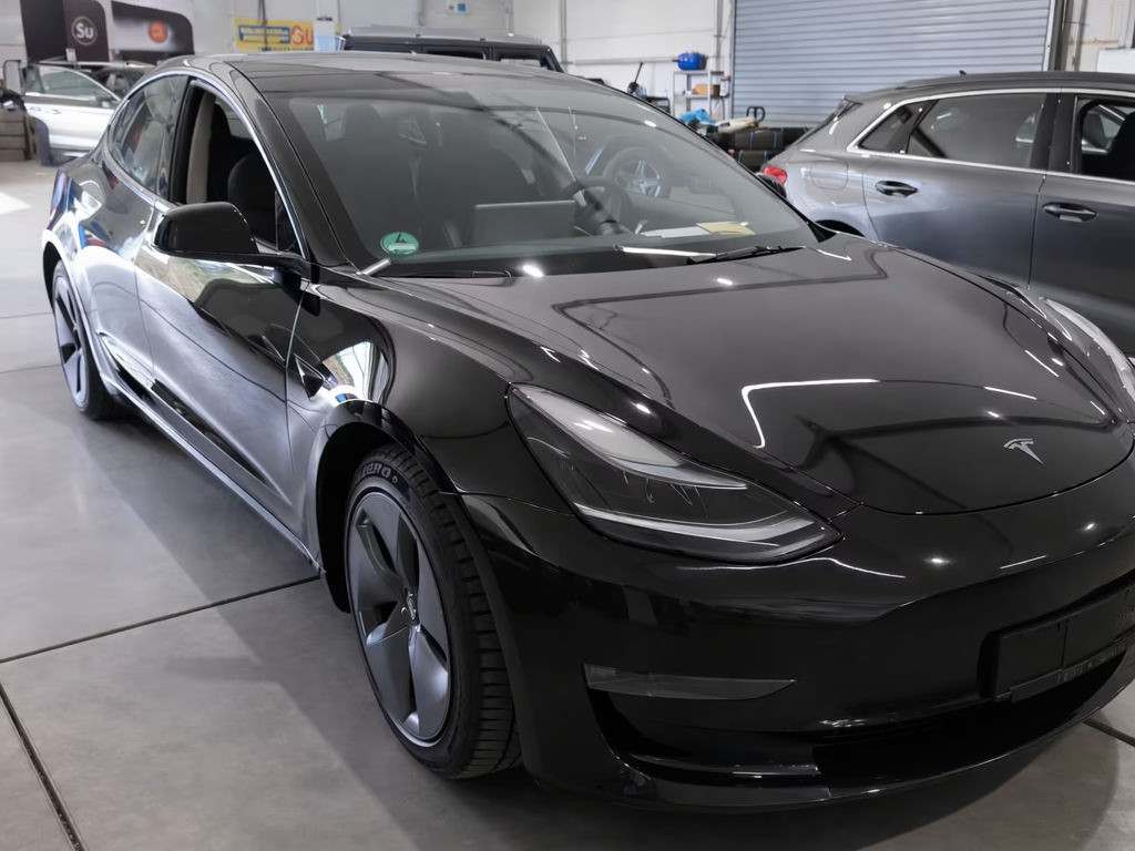 Tesla Model 3 Long Range Dual Motor AWD