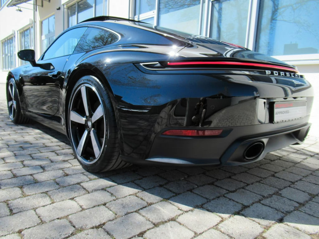 Porsche 992