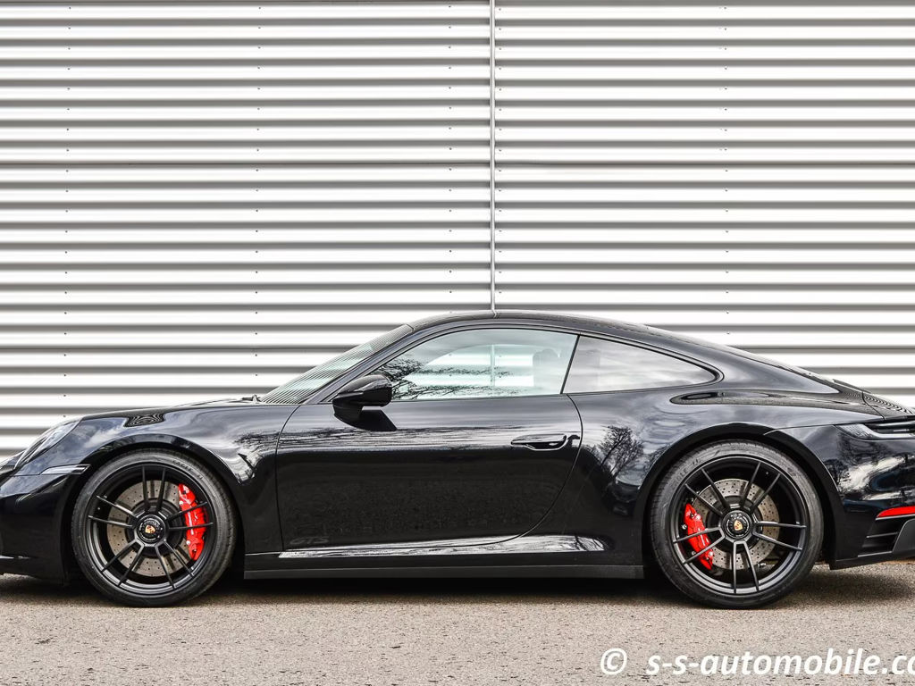Porsche 992