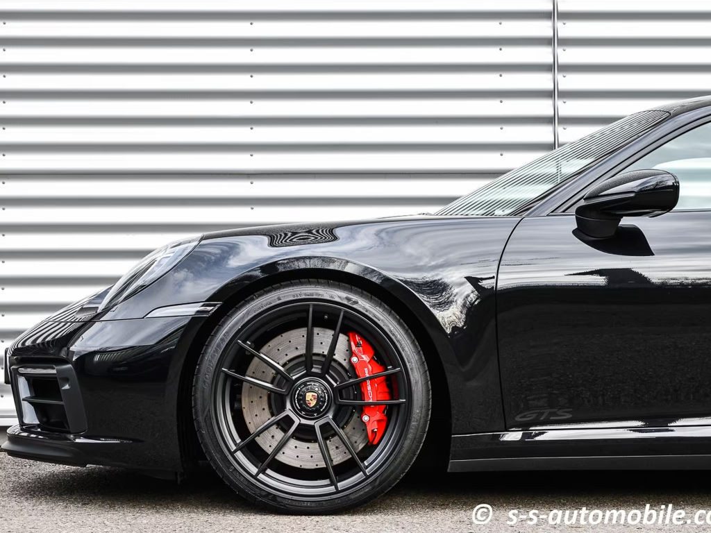 Porsche 992