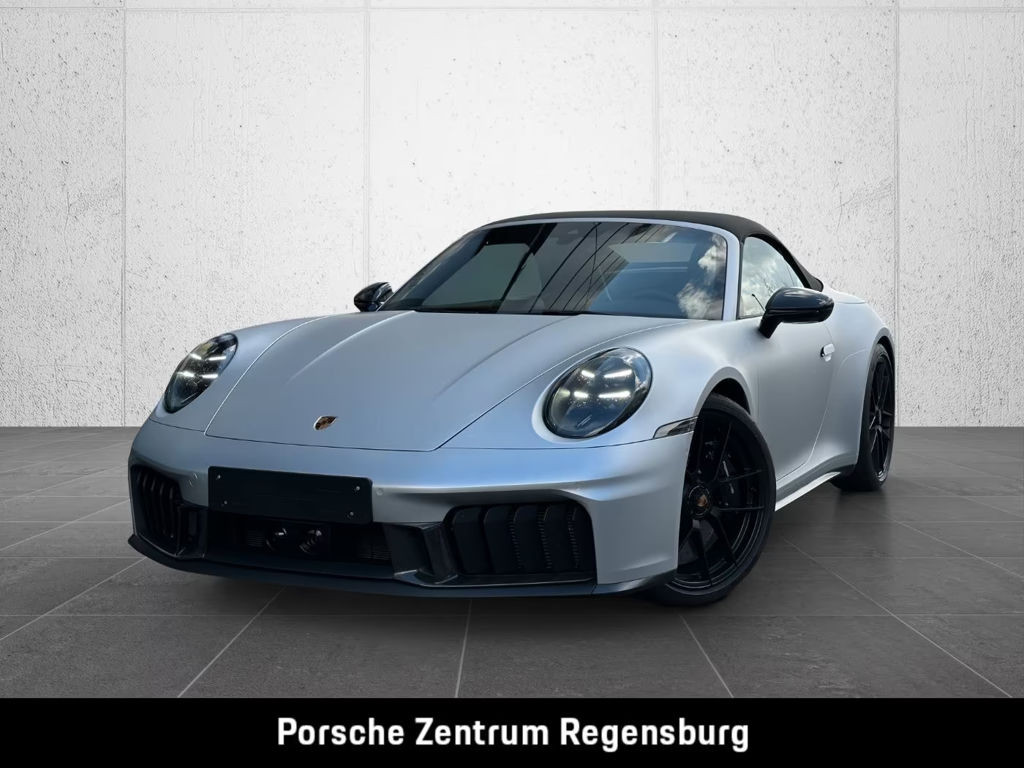 Porsche 992 GTS Cabrio Carrera 4