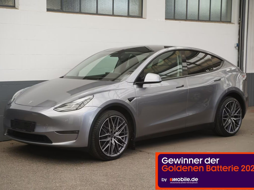 Tesla Model Y Long Range AWD