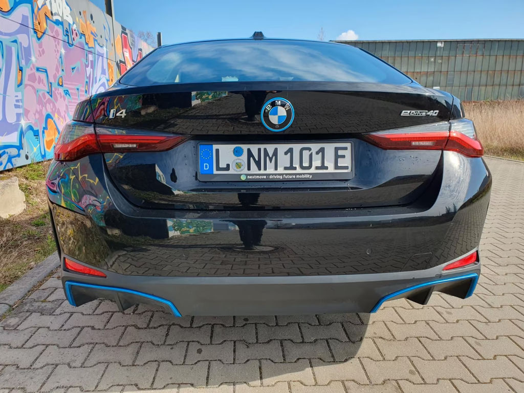 BMW i4