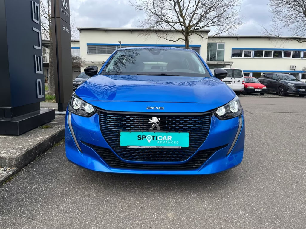Peugeot e-208