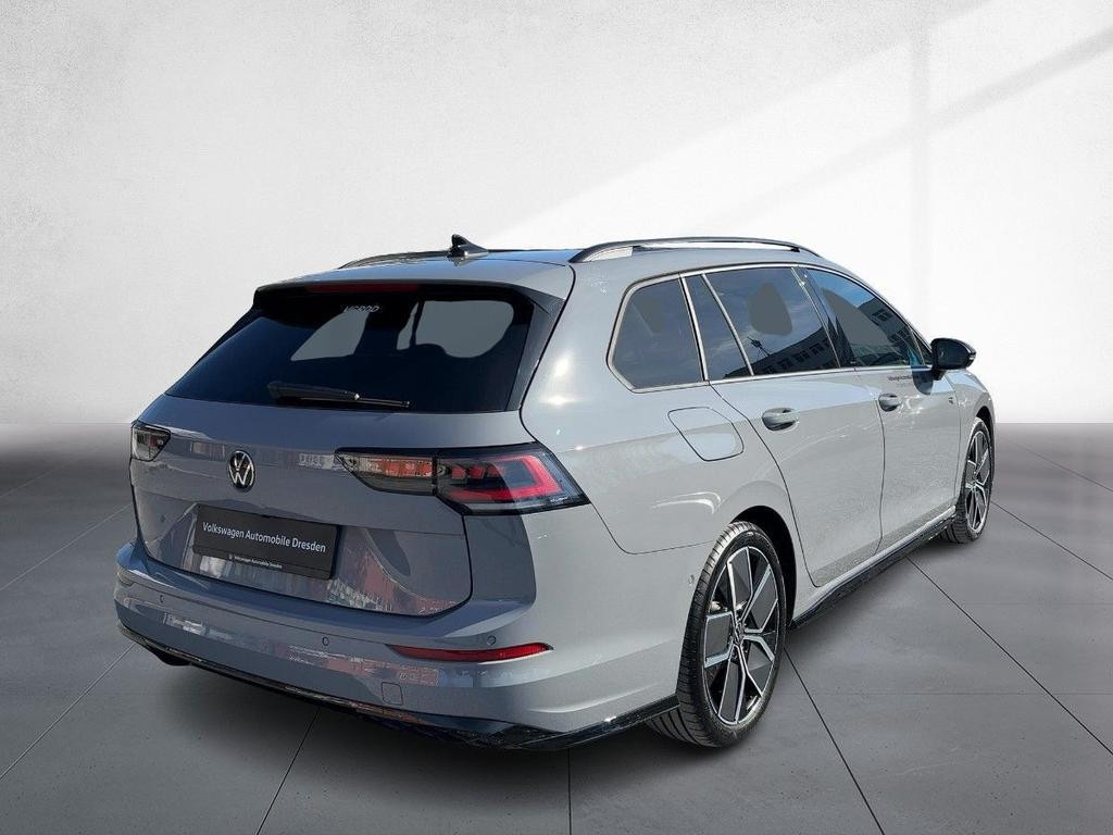 Volkswagen Golf DSG Variant R-Line