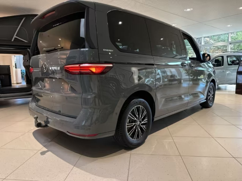 Volkswagen Multivan Life T7
