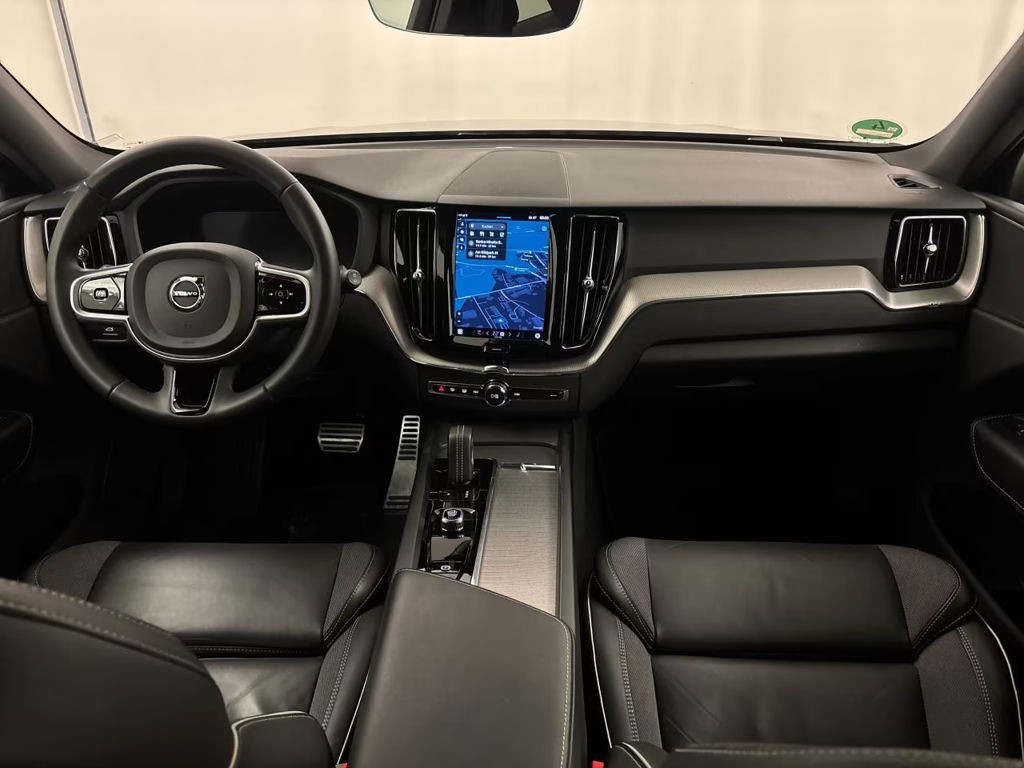 Volvo XC60 XC 60 B4 S-Dach SpoSi LED Lane