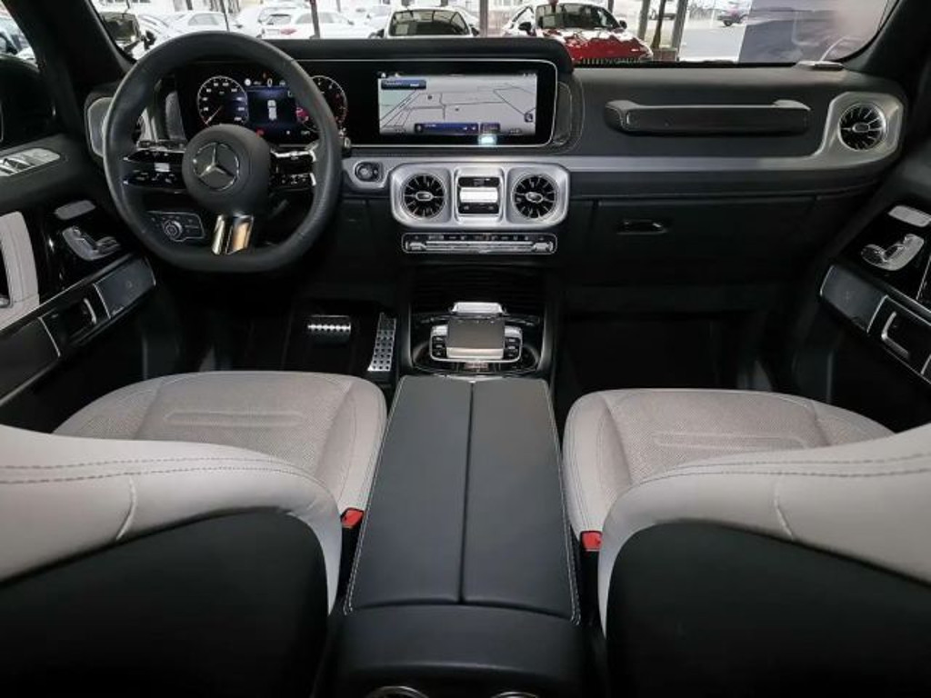 Mercedes-Benz G-Klasse