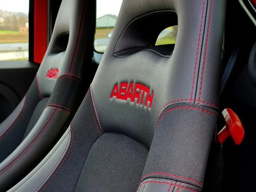 Abarth 695