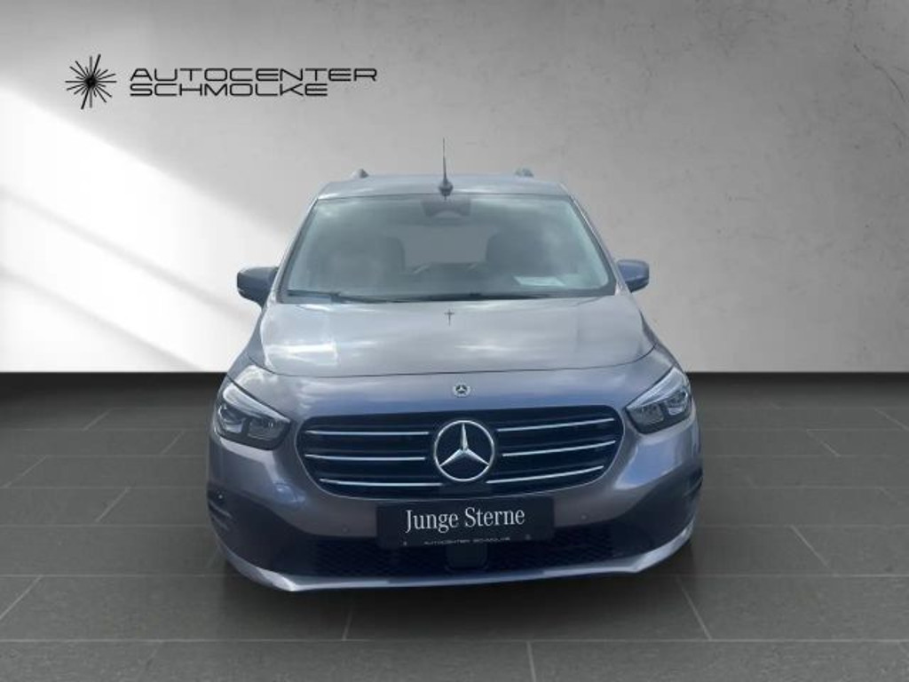 Mercedes-Benz T 180
