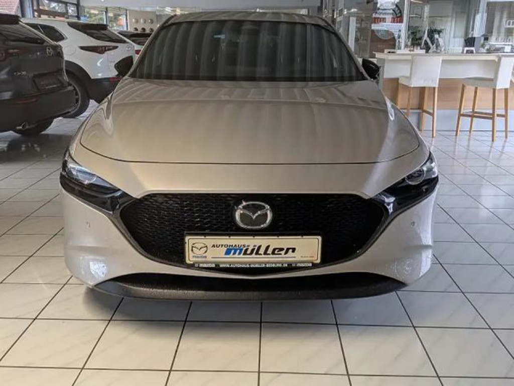 Mazda 3 SkyActiv 2.5L Homura e-Skyactiv