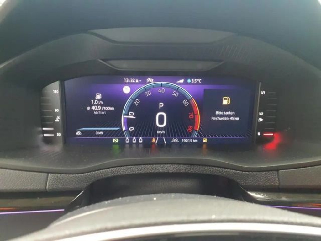 Skoda Karoq 1.5 TSI Selection Tour