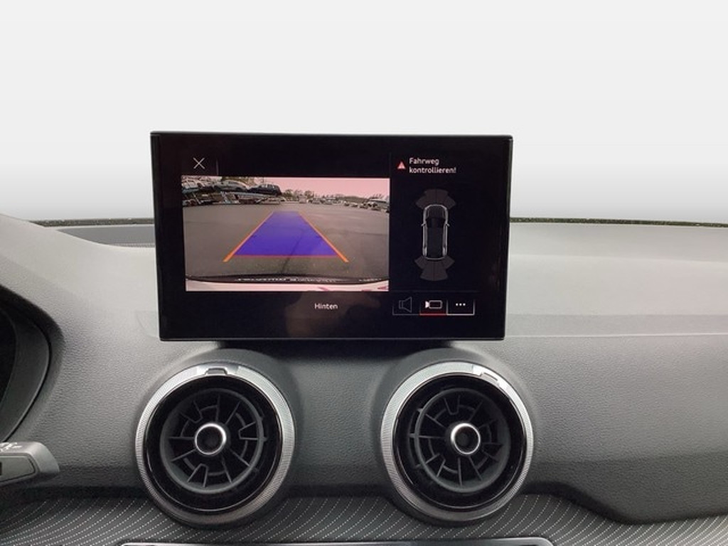 Audi SQ2