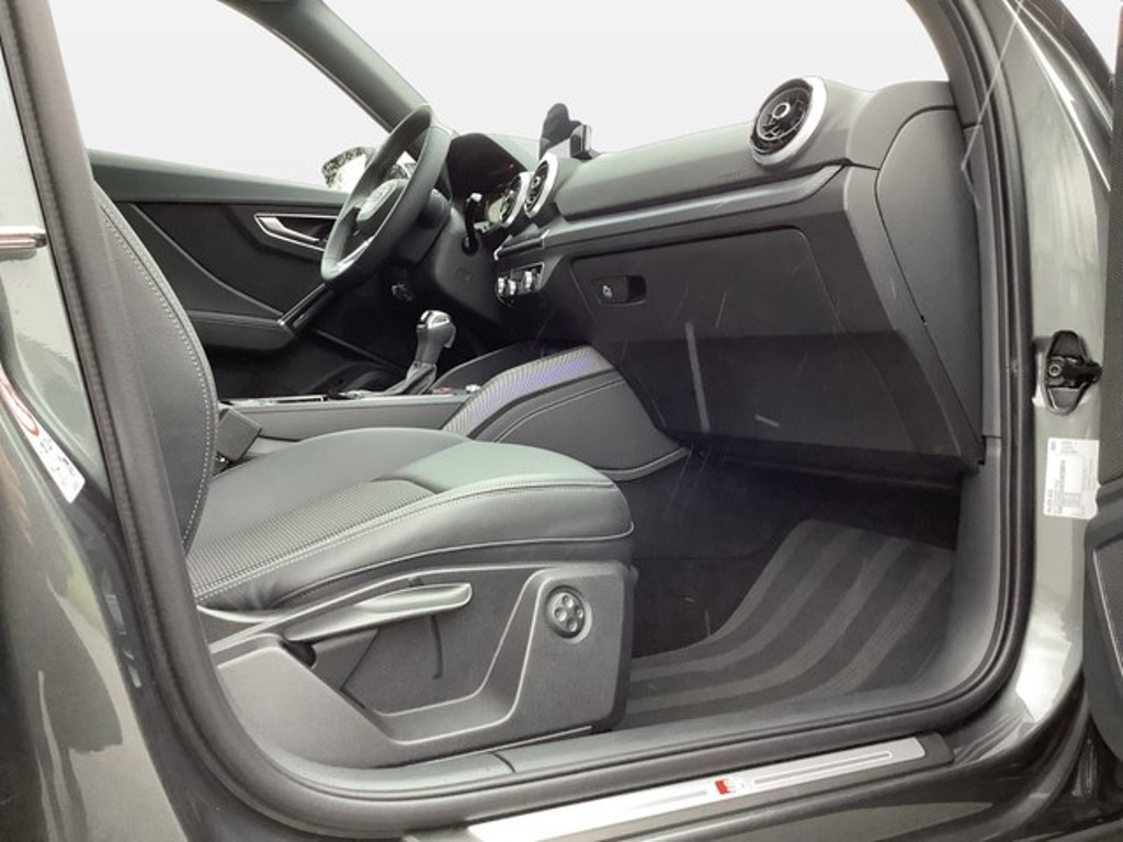 Audi SQ2