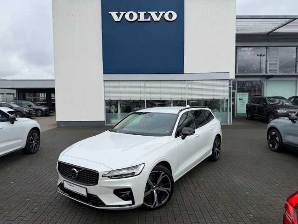 Volvo V60 Plus Dark