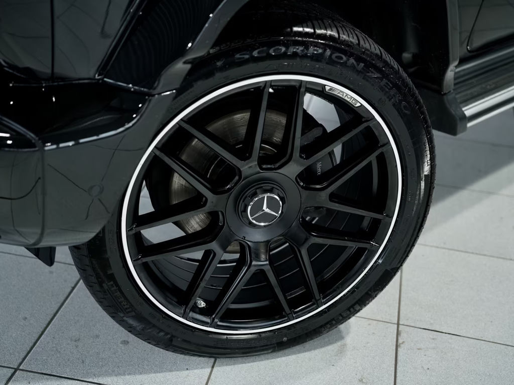 Mercedes-Benz G-Klasse