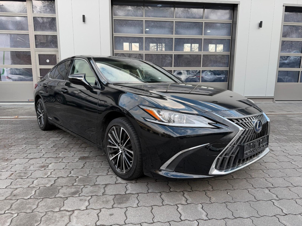 Lexus ES Executive Line