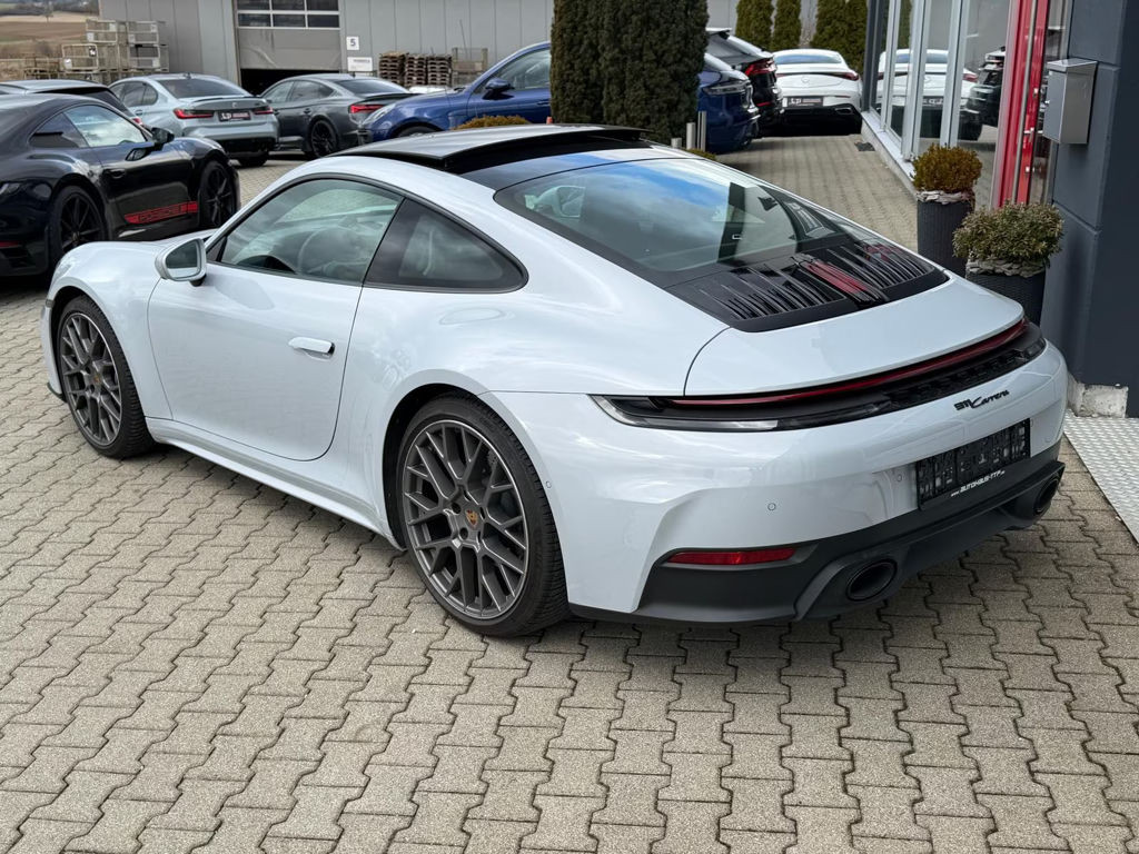 Porsche 992