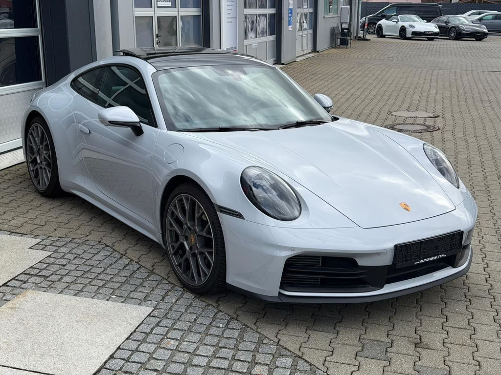 Porsche 992
