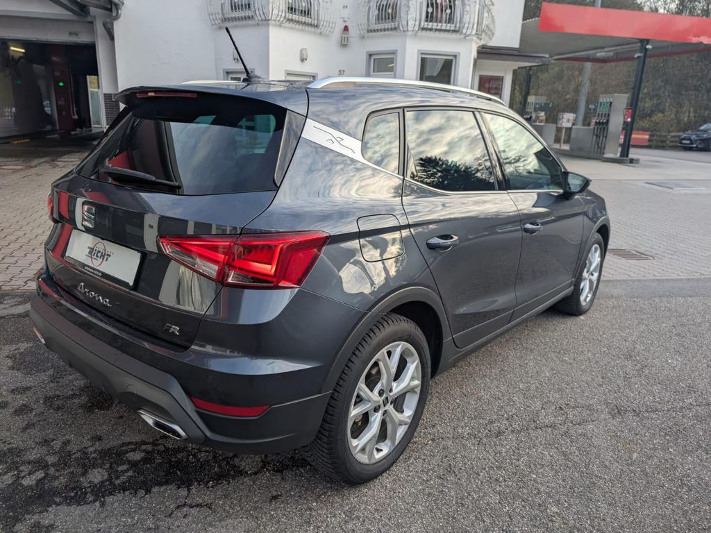 Seat Arona