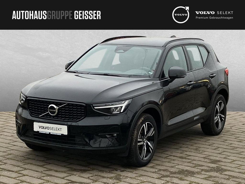 Volvo XC40 Plus Dark