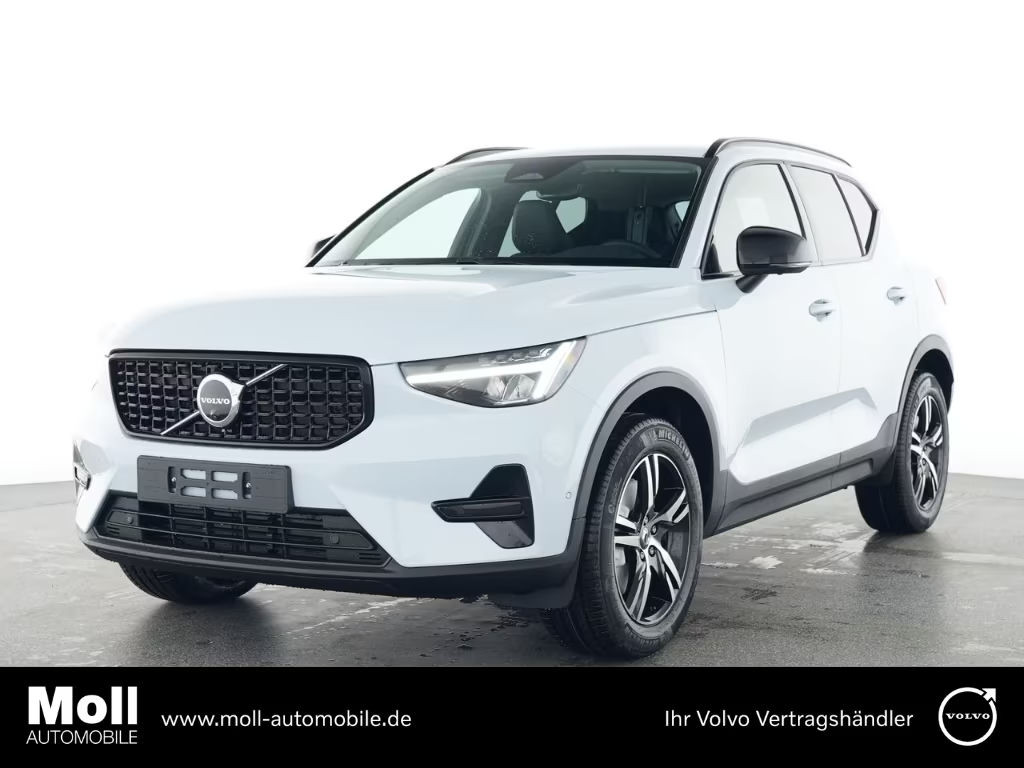 Volvo XC40 Plus Dark
