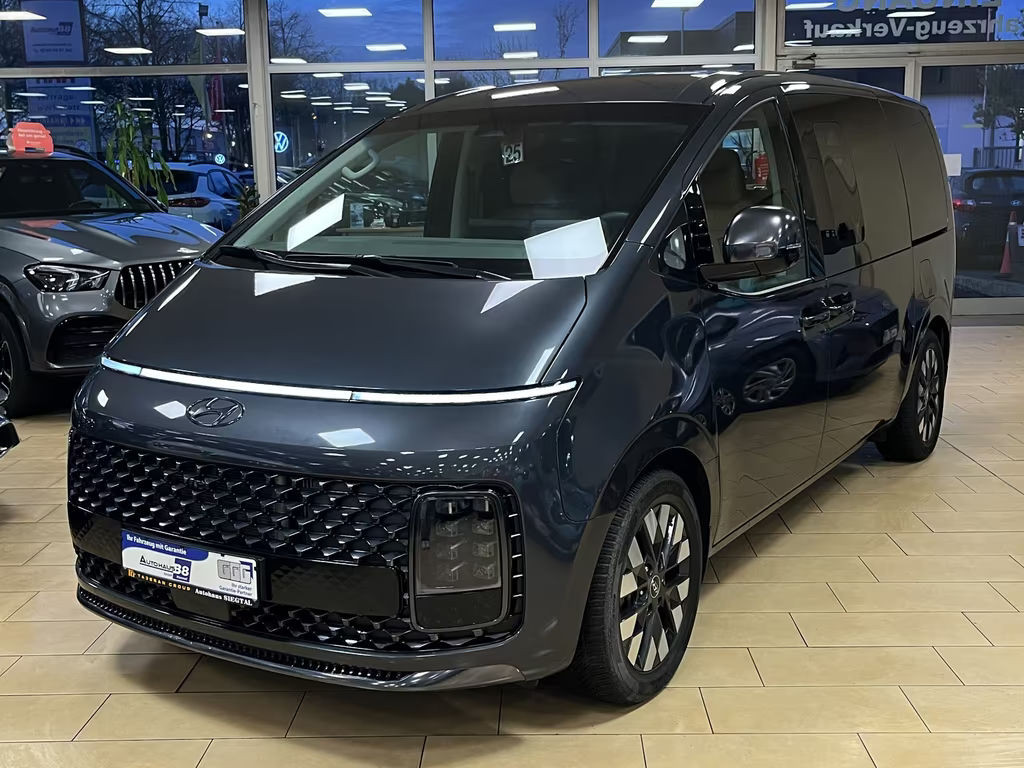 Hyundai Staria Signature Vierwielaandrijving
