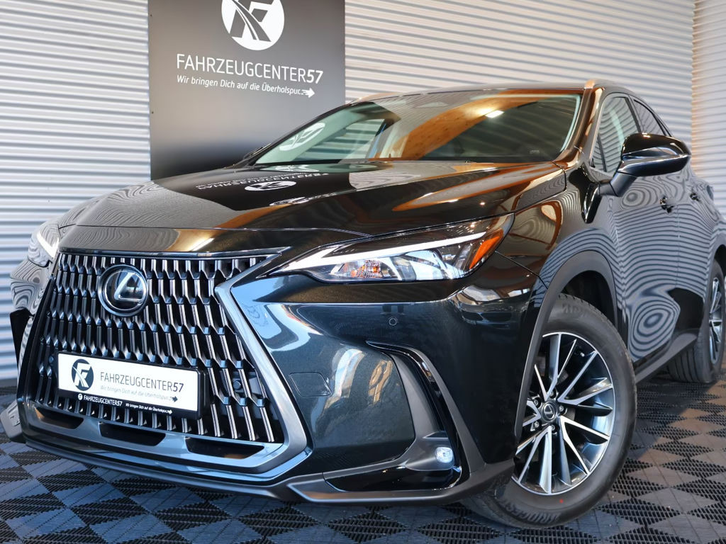 Lexus NX HYBRID/ACC/PDC/CARPLAY/DAB+/LED/RFK