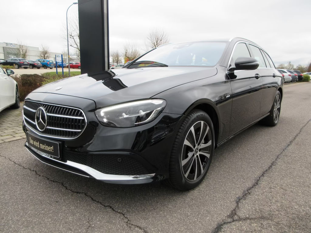 Mercedes-Benz E-Klasse E 300 AVANTGARDE Estate E 300 e