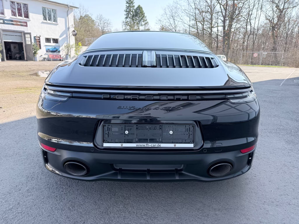 Porsche 992