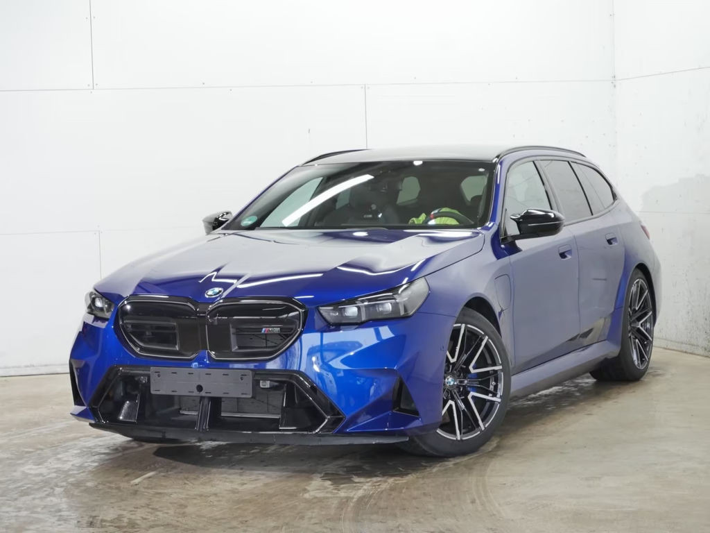 BMW M5 Touring ab 1,99 eff. / Bowers&Wilkins 360° Ka