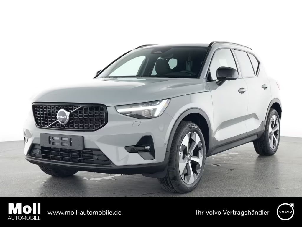 Volvo XC40 Plus Dark