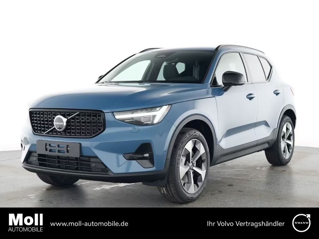 Volvo XC40 Plus Dark