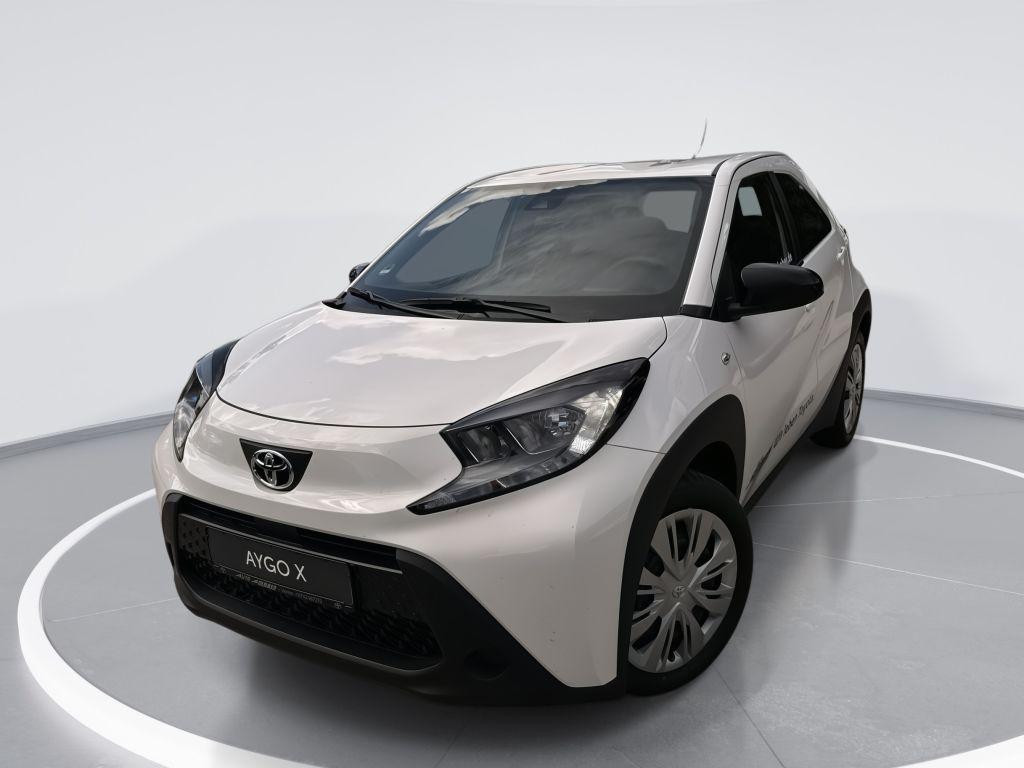 Toyota Aygo X X-play Play
