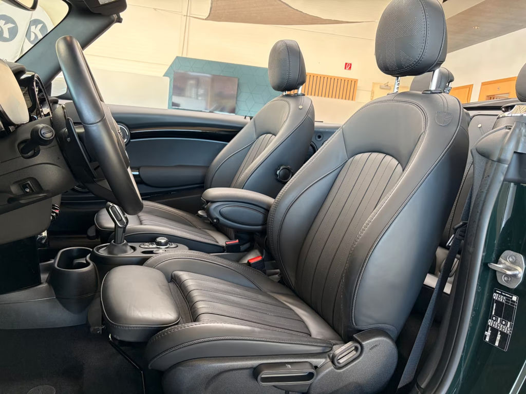 Mini John Cooper Works Cabrio