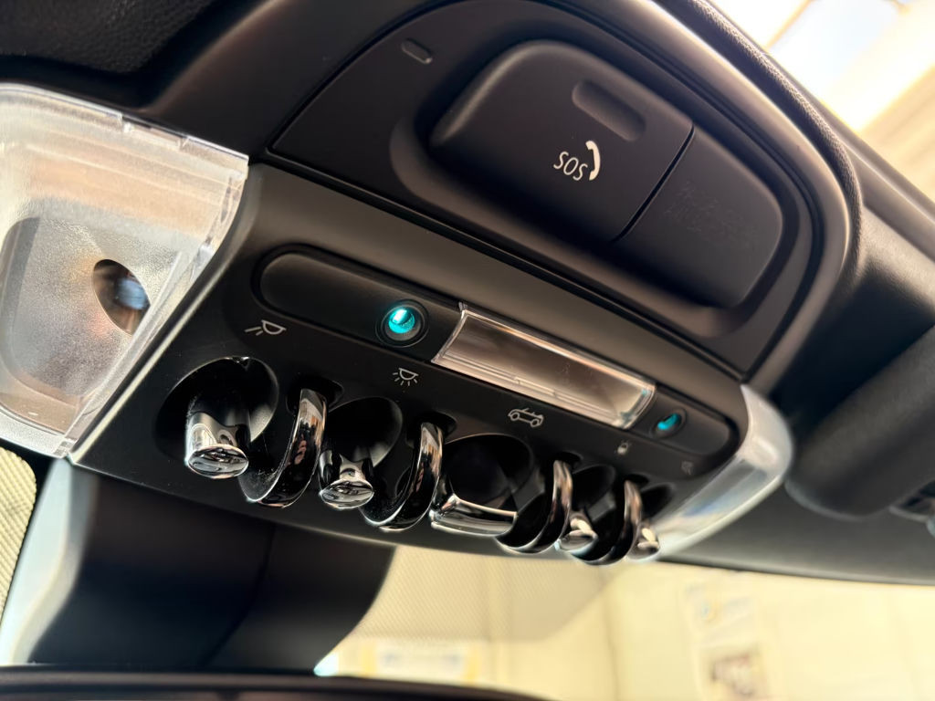 Mini John Cooper Works Cabrio