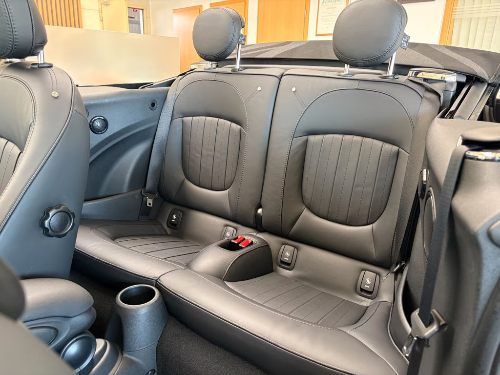 Mini John Cooper Works Cabrio