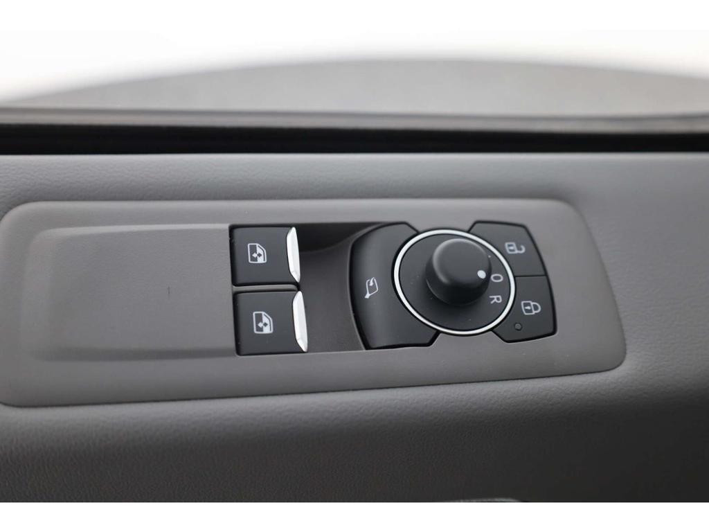 Volkswagen e-Caravelle