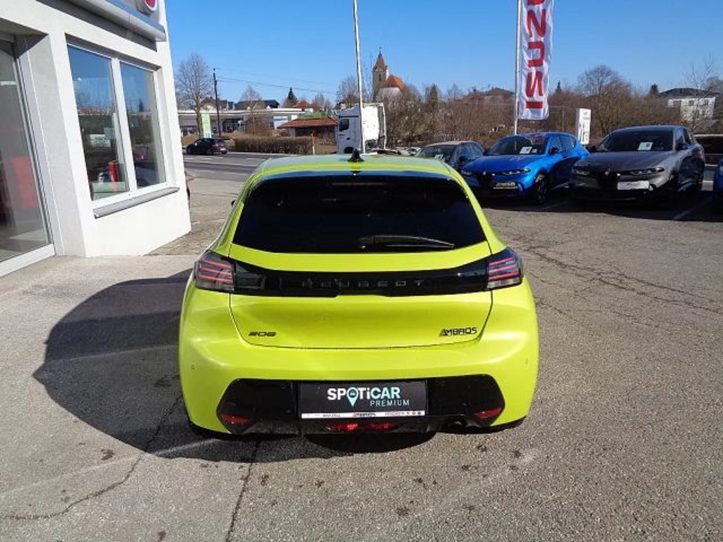Peugeot 208