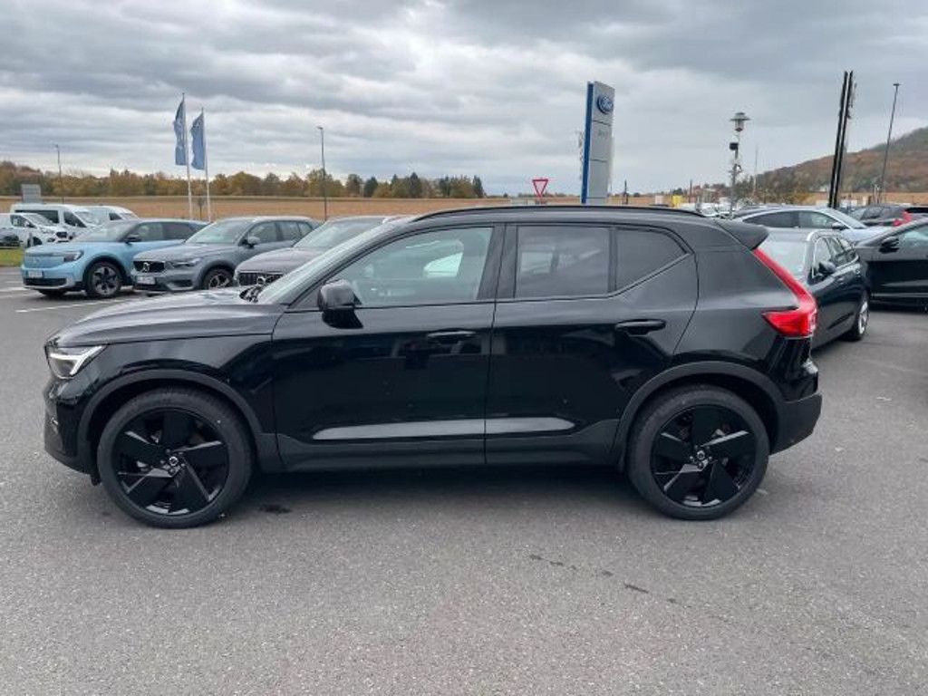 Volvo XC40 Plus