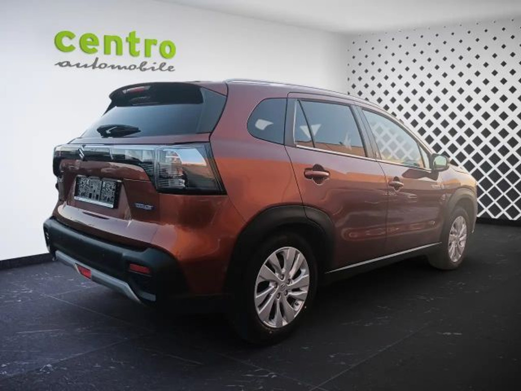 Suzuki S-Cross