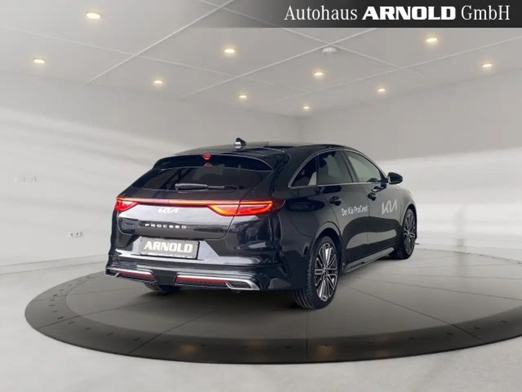 Kia ProCeed