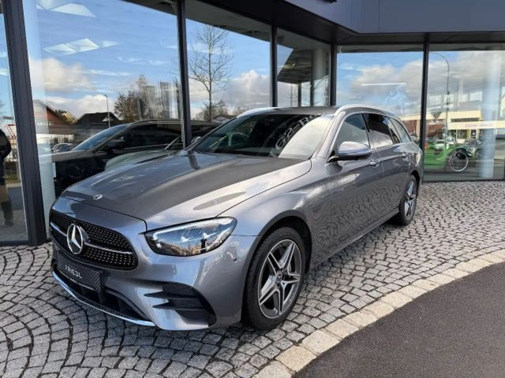 Mercedes-Benz E-Klasse E 300 4MATIC AMG Line E 300 de