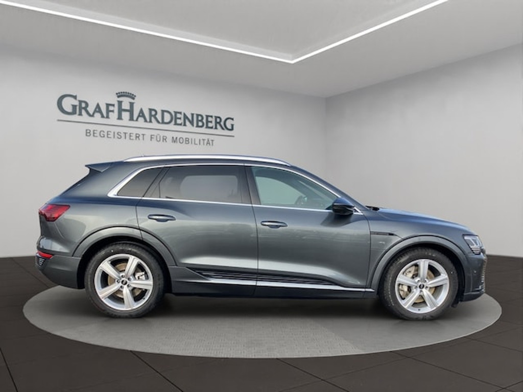 Audi Q8 e-tron