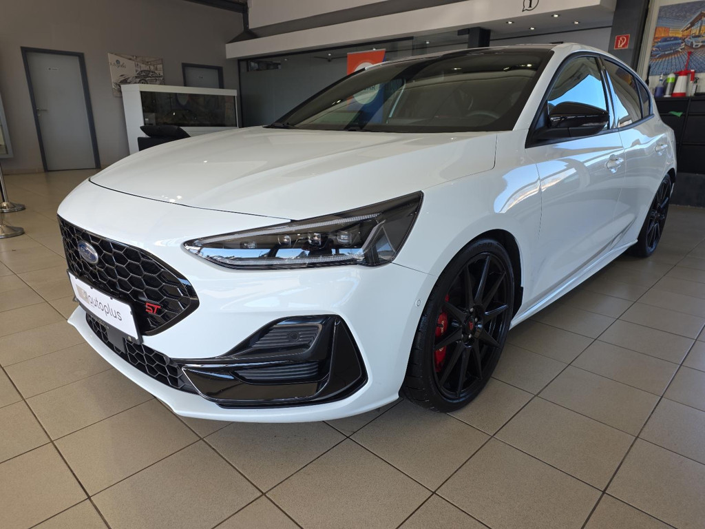 Ford Focus ST Line