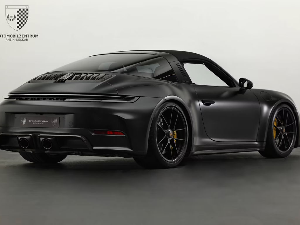 Porsche 992