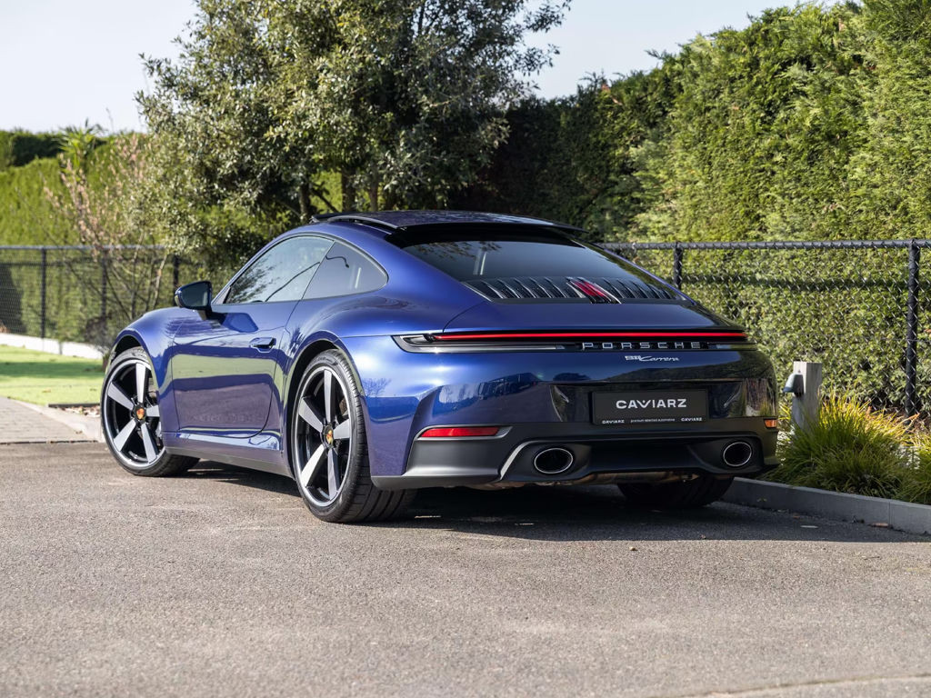 Porsche 992