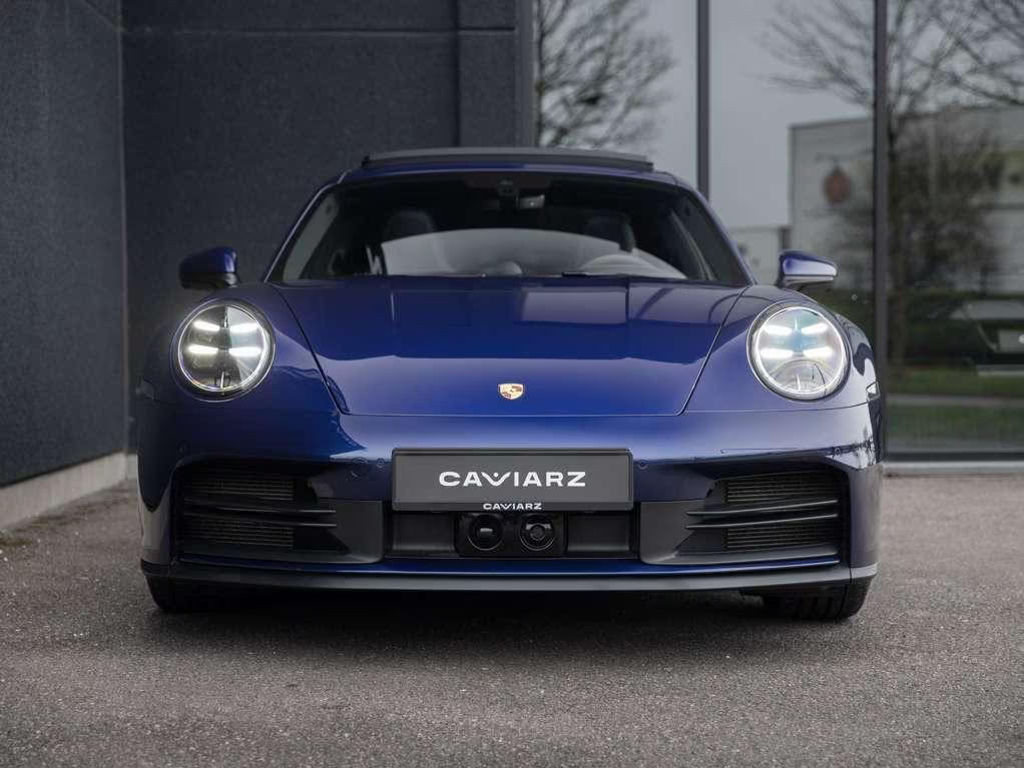 Porsche 992