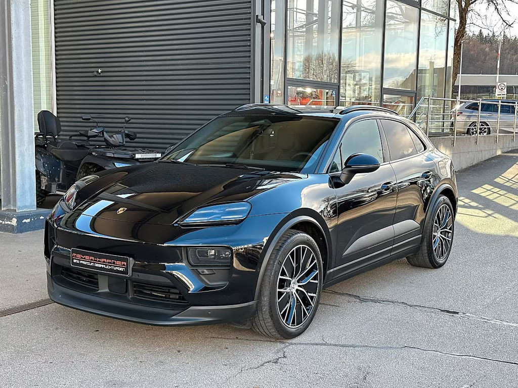 Porsche Macan 4