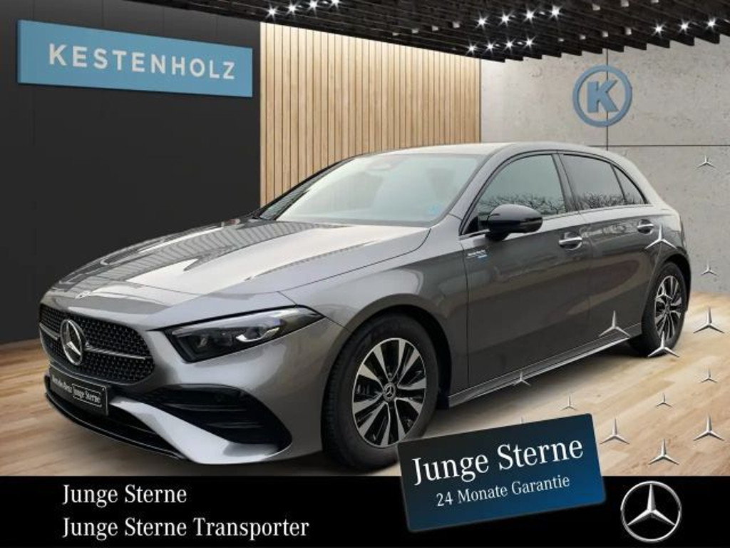 Mercedes-Benz A-Klasse A 180 A 180 AMG°ADV+°SPECIAL°AHK°360°NIGHT°KEYL°